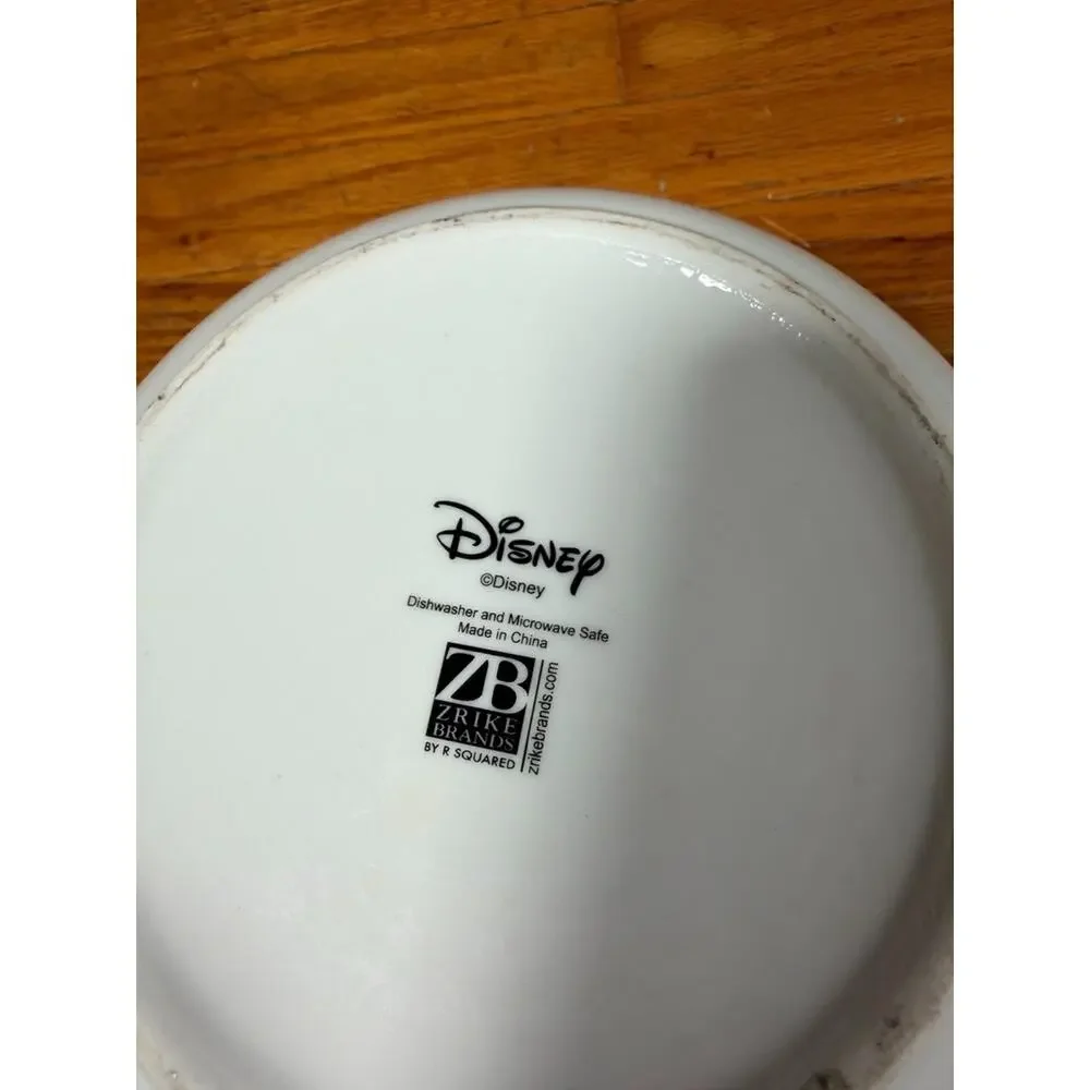 Disney Mickey & Minnie Cupcake Ceramic Bowl with Vented Lid Zrike Brands